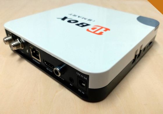 IKSの国際的なUSB DVB T2 S2 4K の衛星ボックス受信機